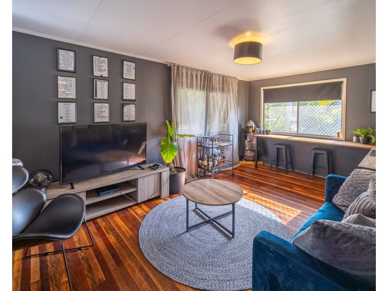 10 Bellis Street, Daisy Hill QLD 4127