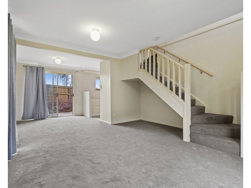 3/3 Tanah Merah Avenue, Tanah Merah QLD 4128