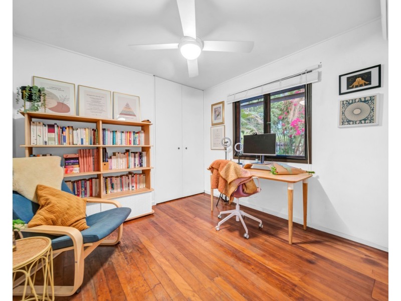 24 Brentwick Street, Chermside QLD 4032