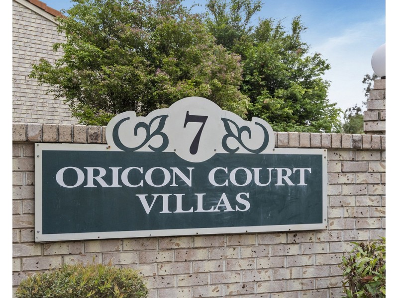 5/7 Oricon Court, Springwood QLD 4127