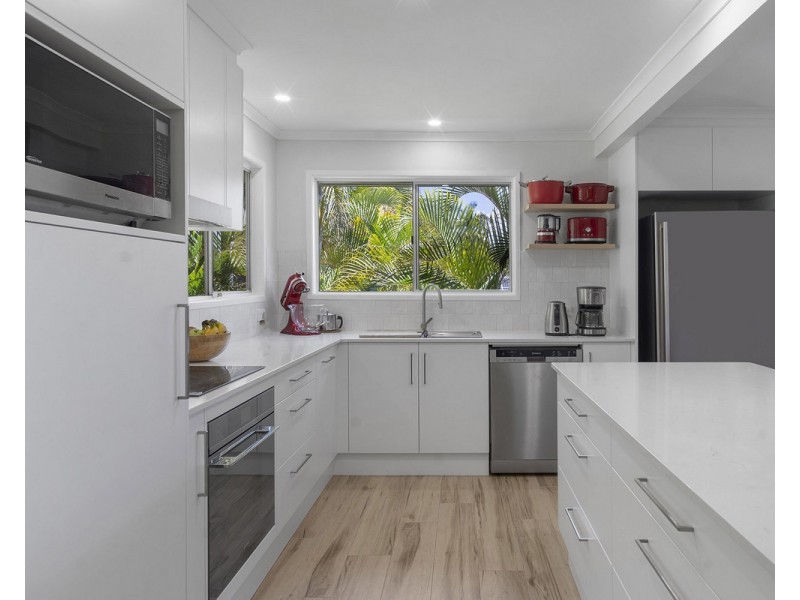 34 Van Dieman Crescent, Springwood QLD 4127