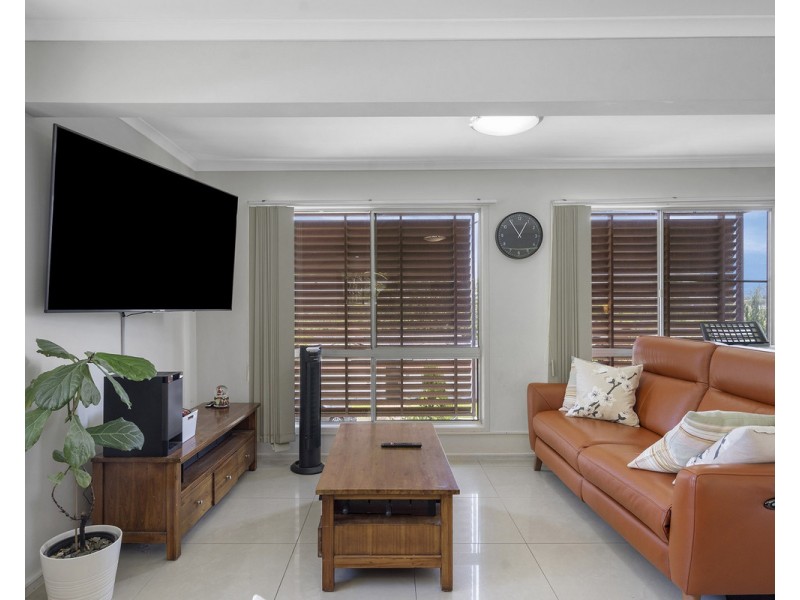 34 Van Dieman Crescent, Springwood QLD 4127