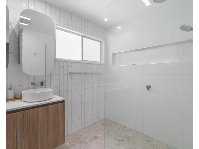 34 Van Dieman Crescent, Springwood QLD 4127