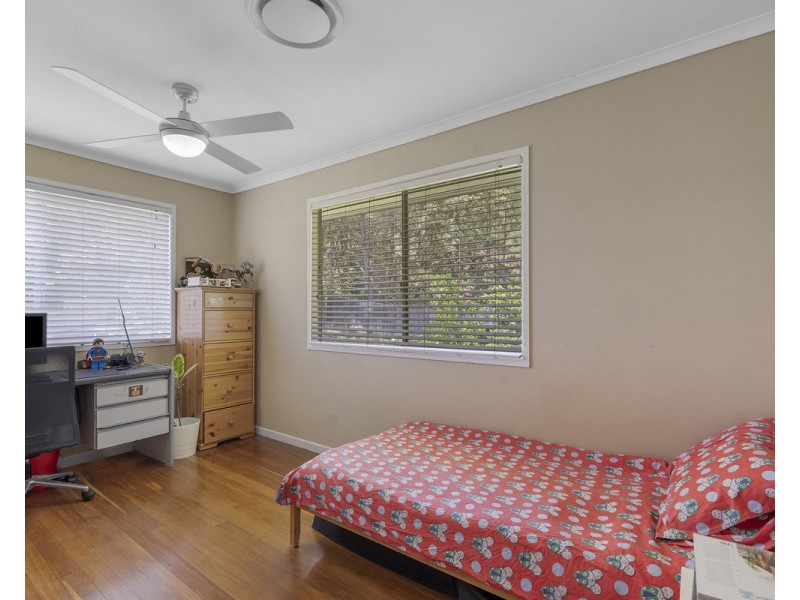 34 Van Dieman Crescent, Springwood QLD 4127