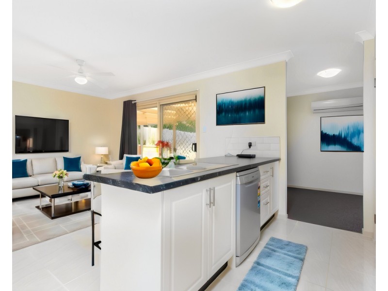 130 Pohon Drive, Tanah Merah QLD 4128