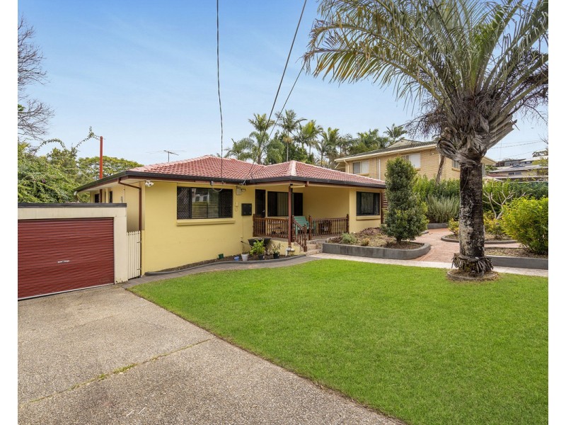 19 Barbaralla Drive, Springwood QLD 4127