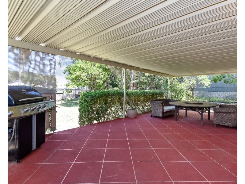 10 Lauretta Avenue, Springwood QLD 4127