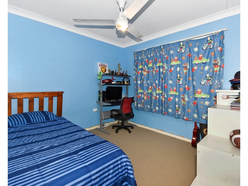 10 Lauretta Avenue, Springwood QLD 4127