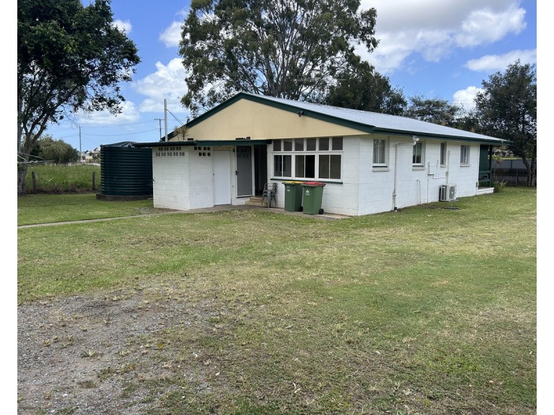 141 Eagleby Road, Eagleby QLD 4207