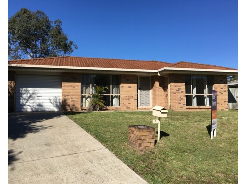 7 Perak Court, Tanah Merah QLD 4128