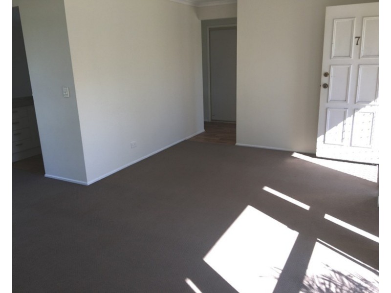 7 Perak Court, Tanah Merah QLD 4128