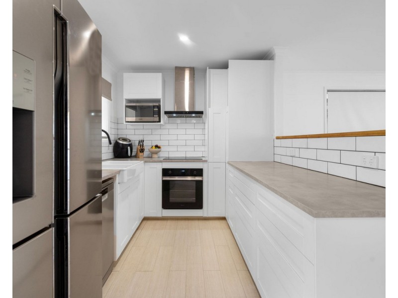 4 Teak Street, Shailer Park QLD 4128