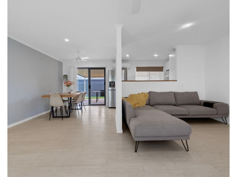 4 Teak Street, Shailer Park QLD 4128