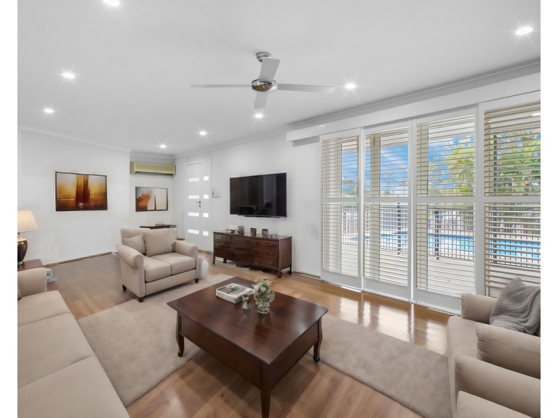 4 Abang Avenue, Tanah Merah QLD 4128