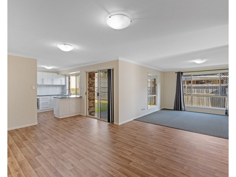 56 Rubicon Crescent, Kuraby QLD 4112