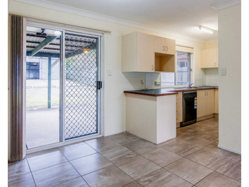 33 Rhodes Street, Loganlea QLD 4131