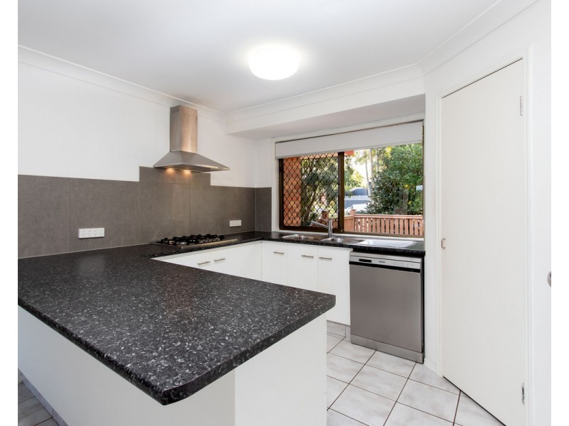 3 Salamander Place, Rochedale South QLD 4123