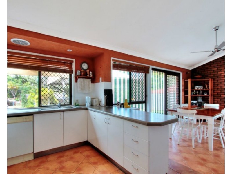 9 Oxley Circuit, Daisy Hill QLD 4127