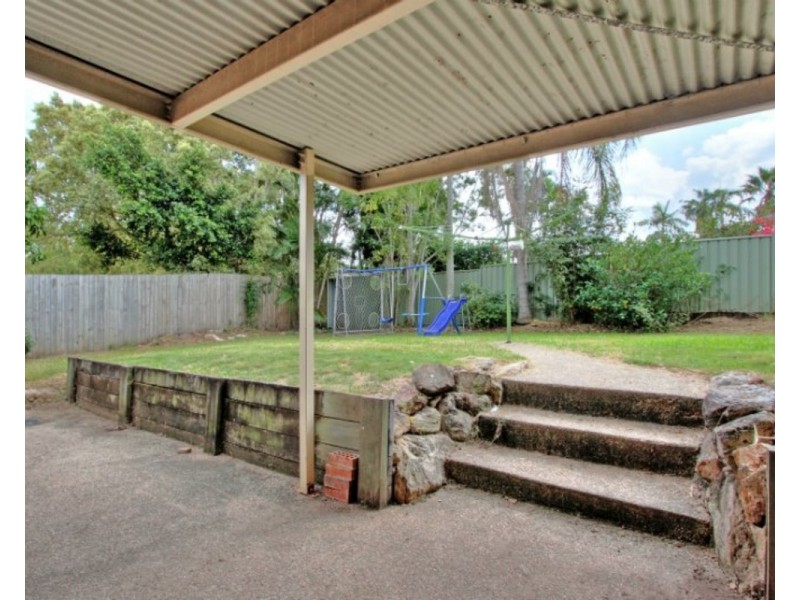 9 Oxley Circuit, Daisy Hill QLD 4127