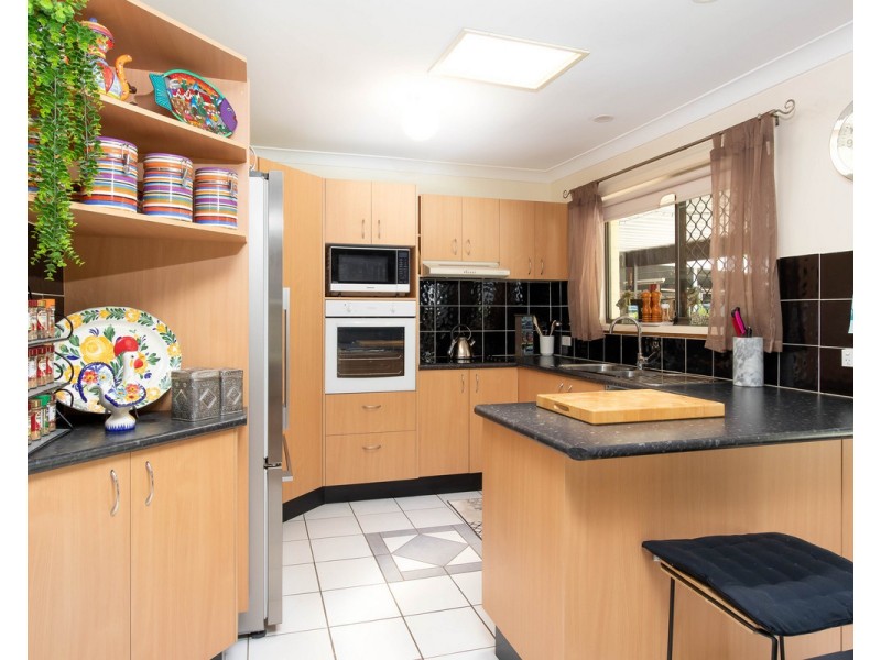 3 Veronica Avenue, Daisy Hill QLD 4127