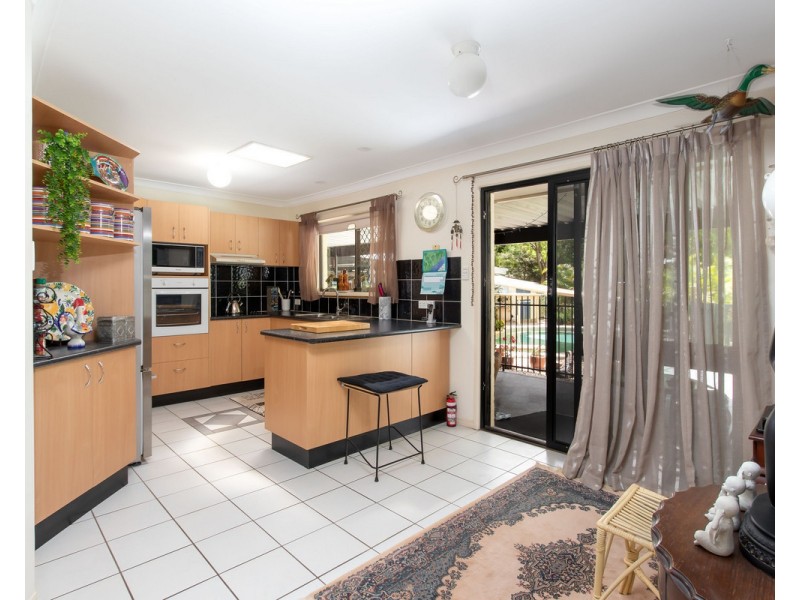 3 Veronica Avenue, Daisy Hill QLD 4127