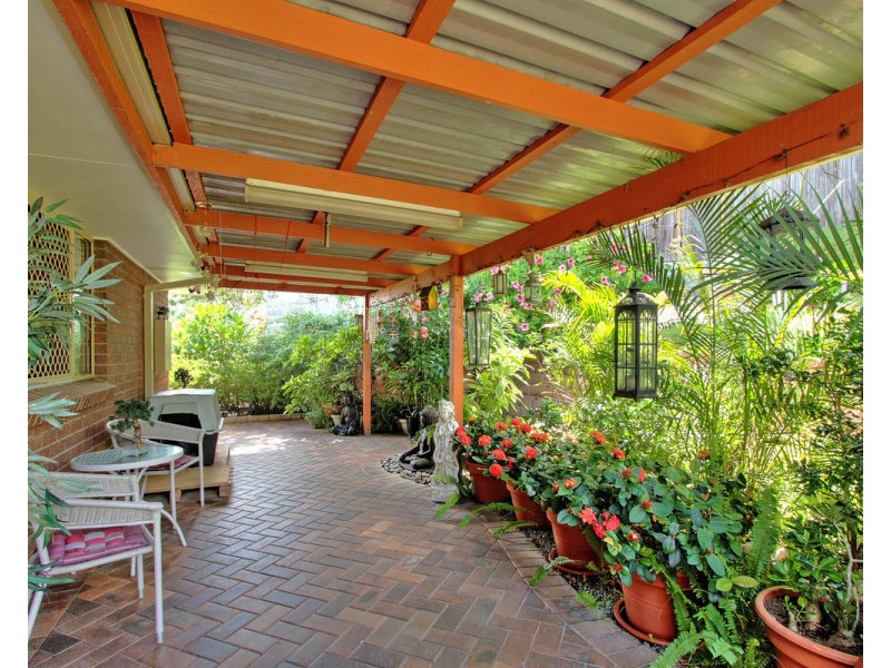 17 Leighton Drive, Edens Landing QLD 4207