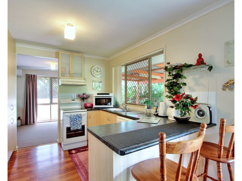 17 Leighton Drive, Edens Landing QLD 4207