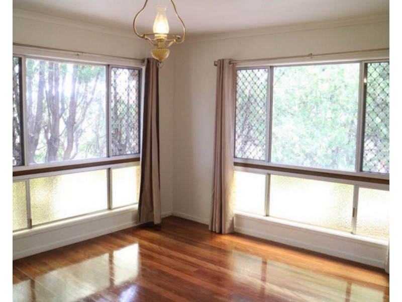 229 McCullough, Sunnybank QLD 4109