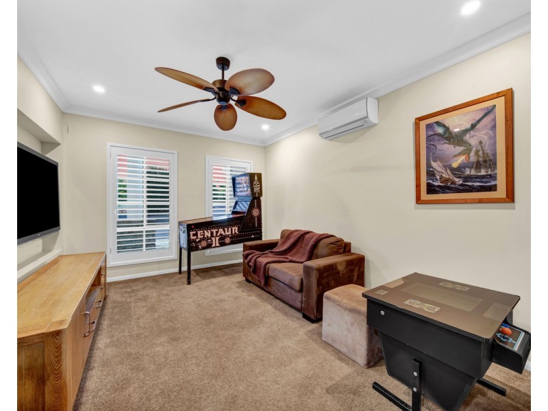 58-64 SOLWAY Crescent, Carbrook QLD 4130