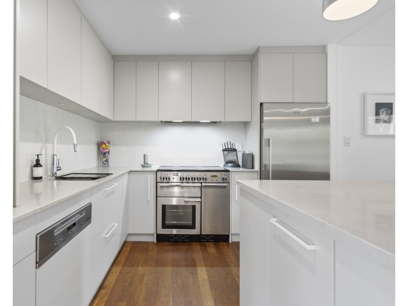 44 Ormadale Road, Yeronga QLD 4104