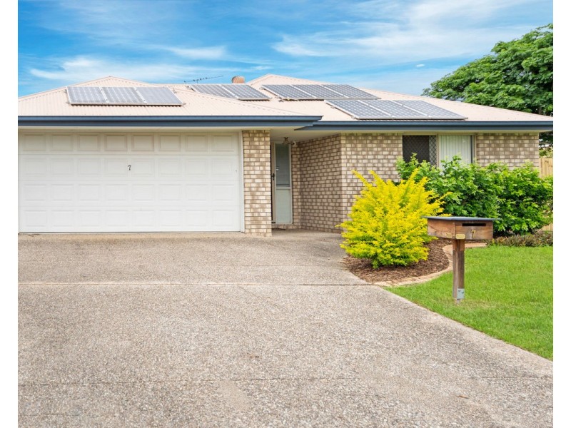7 Chancellor Circuit, Meadowbrook QLD 4131