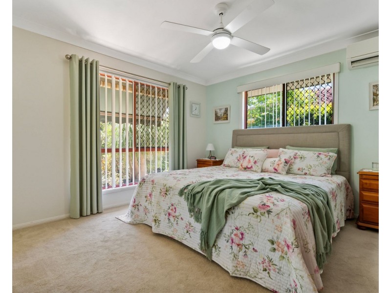 8 Seletar Place, Tanah Merah QLD 4128