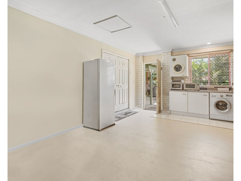 8 Seletar Place, Tanah Merah QLD 4128