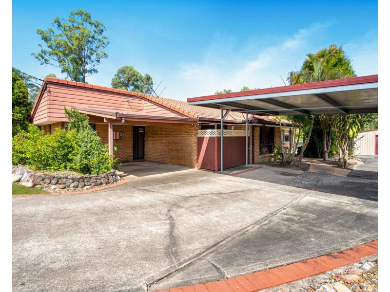 70 Parkroyal Crescent, Regents Park QLD 4118