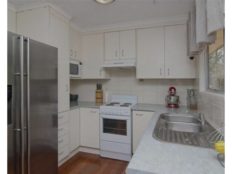 91 Barbaralla Drive, Springwood QLD 4127