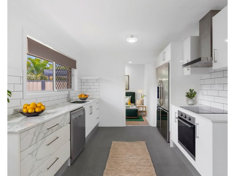 56 Paradise Road, Slacks Creek QLD 4127