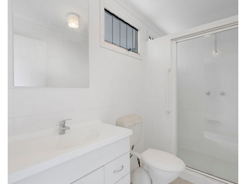 56 Paradise Road, Slacks Creek QLD 4127