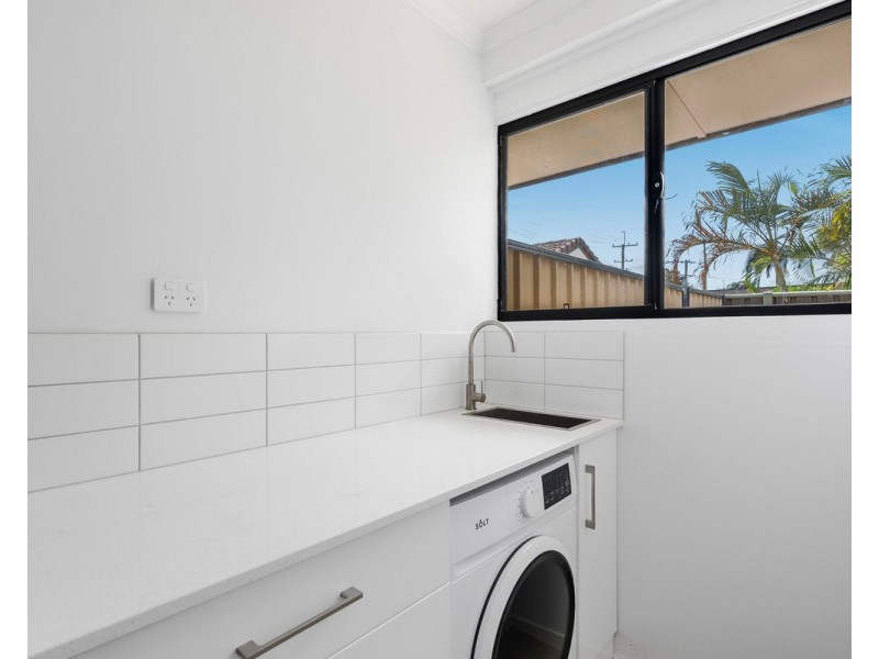 56 Paradise Road, Slacks Creek QLD 4127