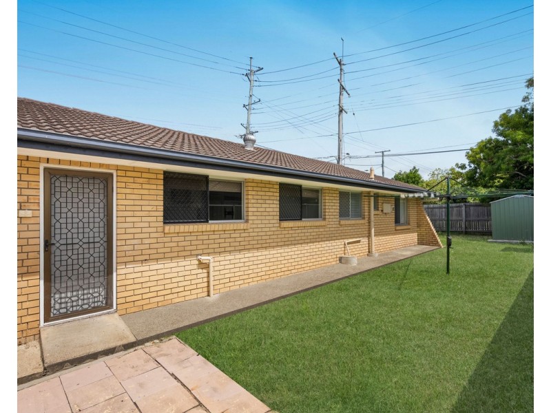 56 Paradise Road, Slacks Creek QLD 4127