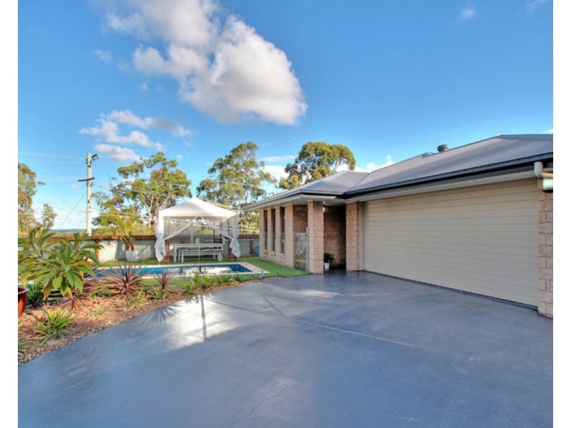 2 Susan Court, Cornubia QLD 4130