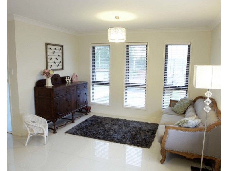 2 Susan Court, Cornubia QLD 4130