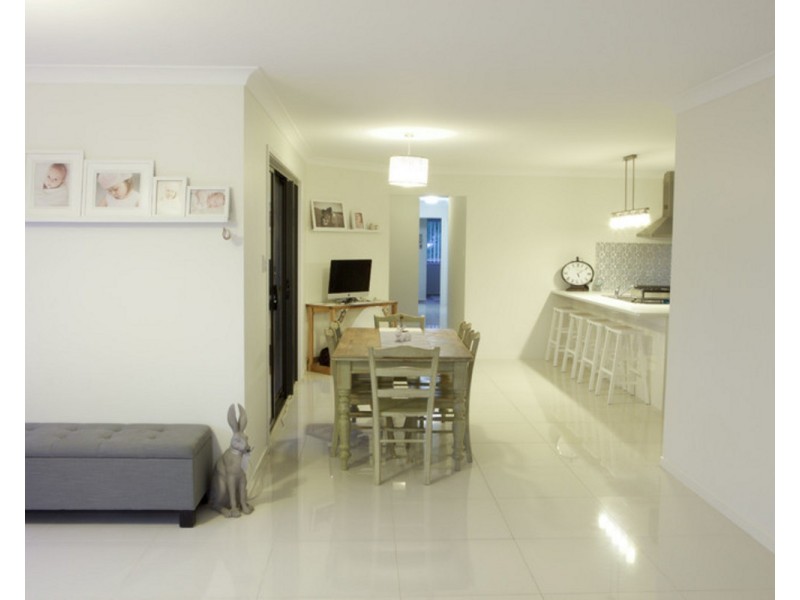 2 Susan Court, Cornubia QLD 4130