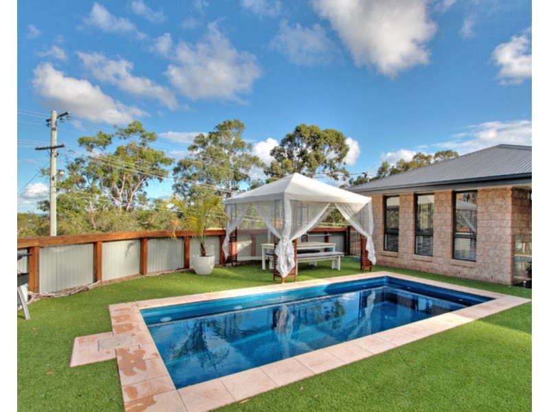 2 Susan Court, Cornubia QLD 4130