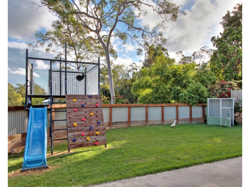 2 Susan Court, Cornubia QLD 4130