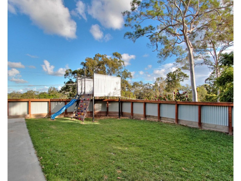 2 Susan Court, Cornubia QLD 4130