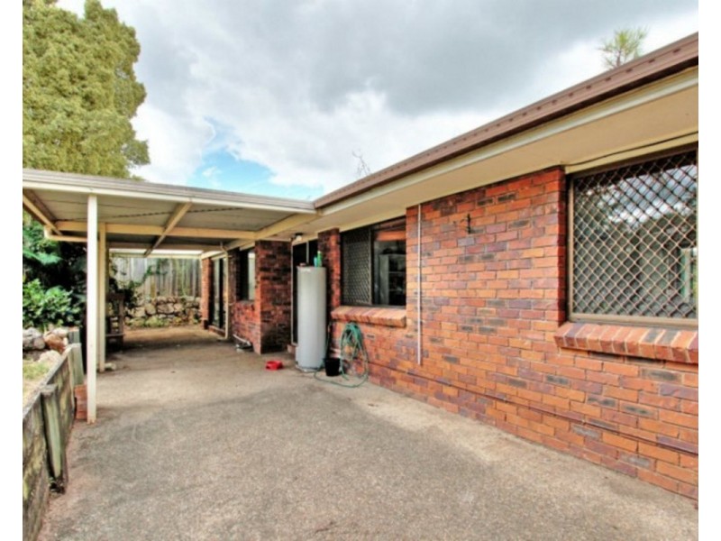9 Oxley Circuit, Daisy Hill QLD 4127
