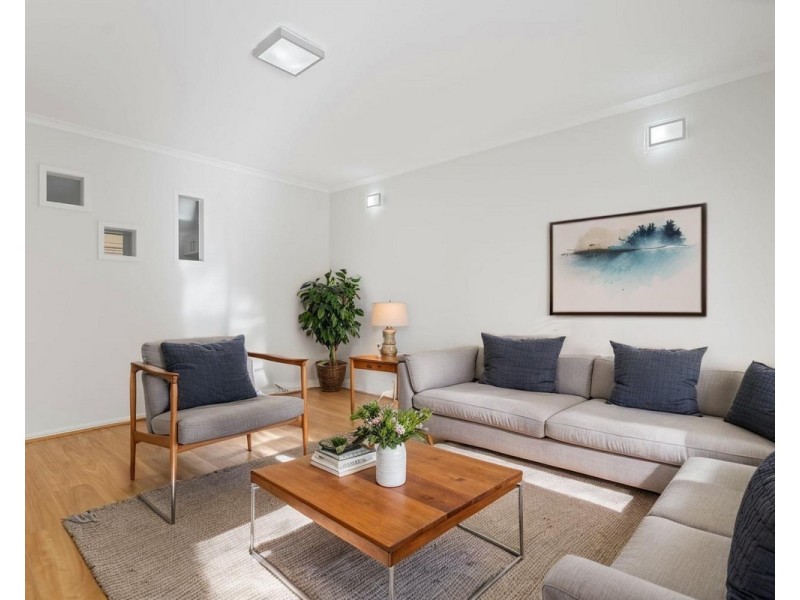 11/10 Adrian Place, Wishart QLD 4122