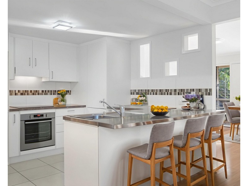 11/10 Adrian Place, Wishart QLD 4122
