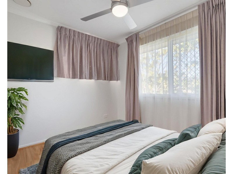 11/10 Adrian Place, Wishart QLD 4122