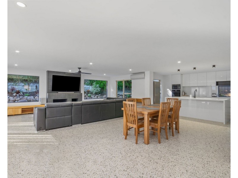 19 Dane Court, Shailer Park QLD 4128